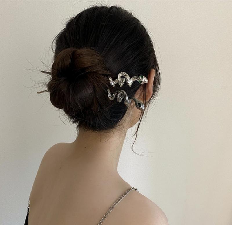 簪 レディース ネオチャイニーズスタイル 青ヘビモチーフ モダン シンプル 高級感 髪留め まとめ髪 ヘアアクセサリー ヘアスティック 普段使い パーティー 華...