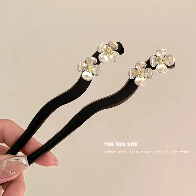 髪飾り レディース 木製かんざし レトロ 古風 民族風 花モチーフ ハンドメイド 手作り 漢服用 和装小物 浴衣 着物 成人式 卒業式 普段使い ヘアアクセサリ...