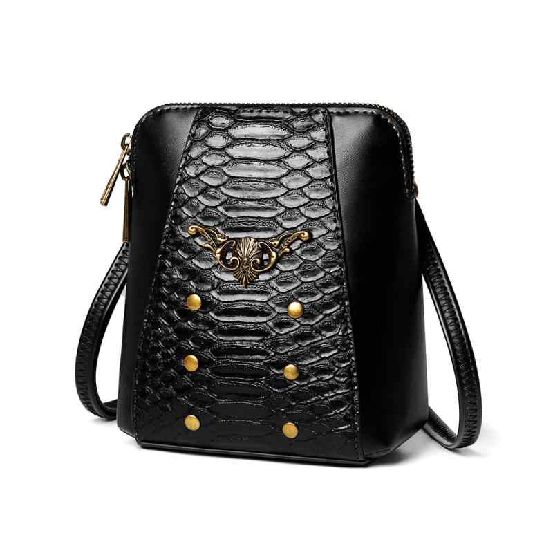 ショルダーバッグ レディース PUレザー 合皮 型押し 斜め掛け 肩掛け スマホポーチ トラベル ミニ ポシ..