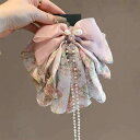 バンスクリップ レディース リボン フリンジ 高級感 エレガント 上品 かわいい フェミニン ハーフアップ まとめ髪 後頭部 アップスタイル 髪飾り アクリル ヘアアクセサリー