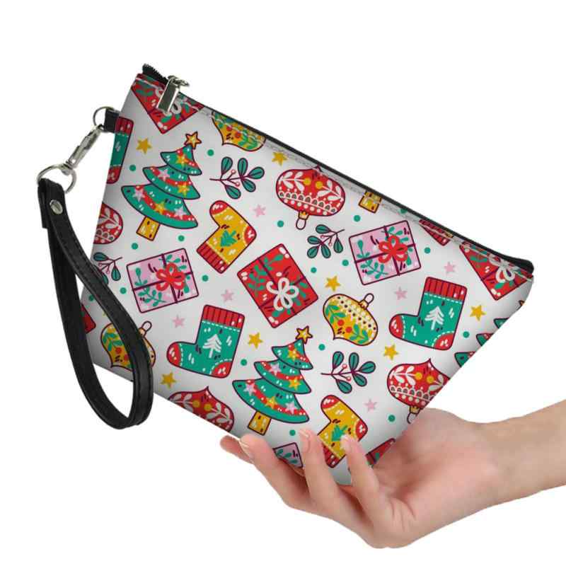 化粧ポーチ レディース クリスマス ジンジャーブレッドマン トナカイ プリント フラットポーチ クラッチバッグ コスメポーチ PUレザー 合皮 普段使い デイリーユース 小物入れ