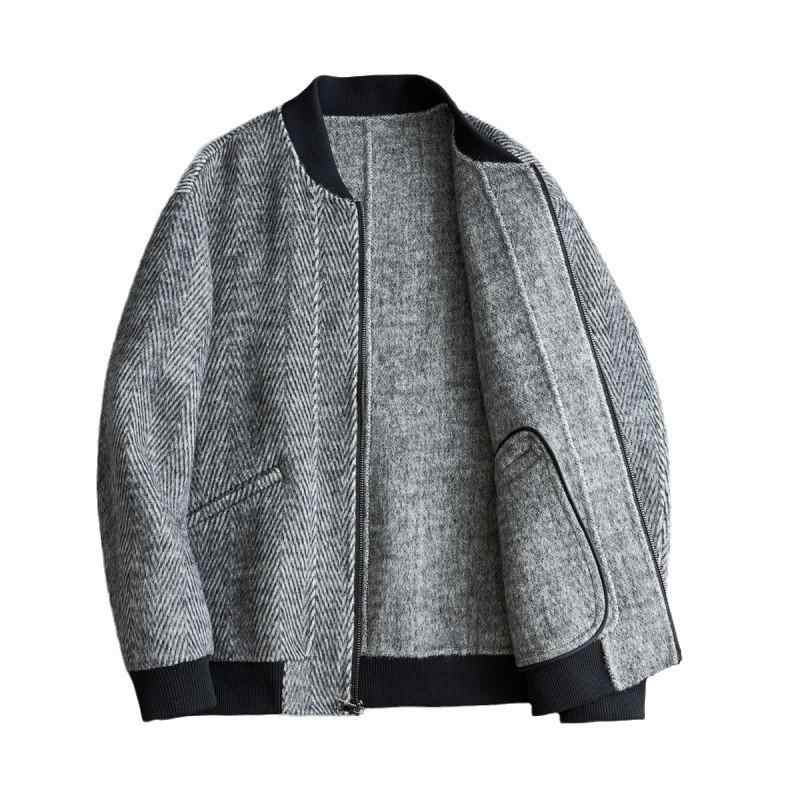 ・カテゴリ: ジャケット・スタイル: 韓国風・ネックライン: 襟付き・フィット: スリム・前合わせ: ジッパー・厚さ: 普通・対象: 成人・素材: ウール 80%・裏地素材: ポリエステル 100%・シーン: カジュアル・裾デザイン: ストレート・着丈: 普通丈・着用方法: アウター・袖丈: 長袖・カラー展開: ダークグレー、カーキ・サイズ展開: M、L、XL、2XL、3XL・袖タイプ: レギュラー・性別: メンズ