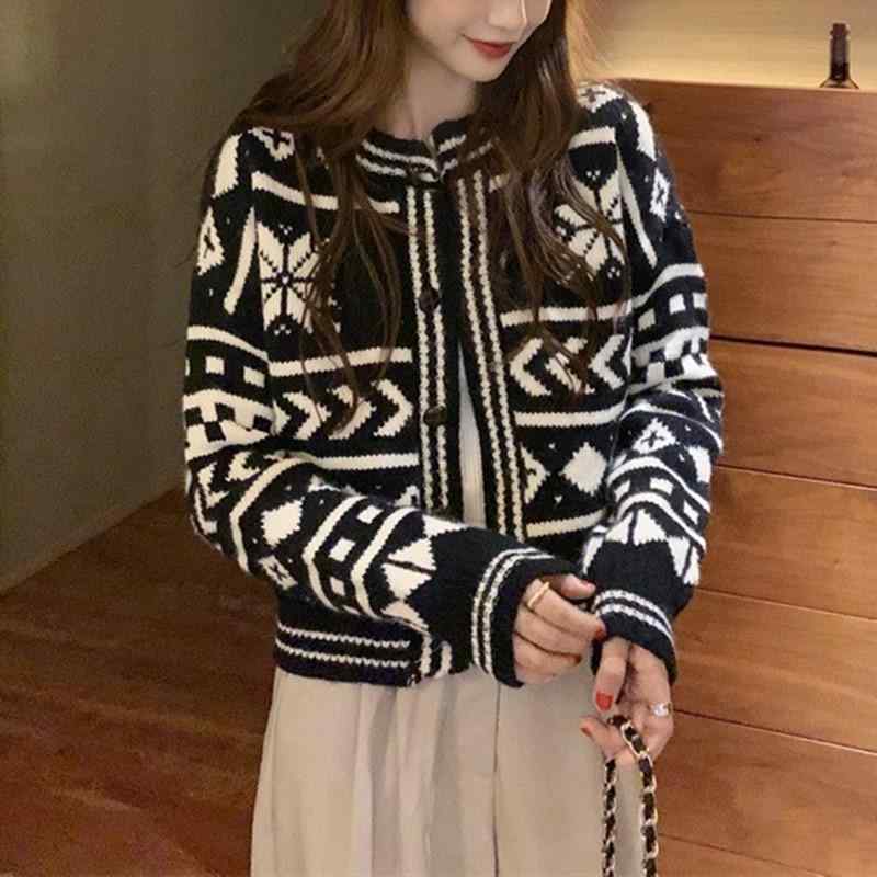 ニットカーディガン レディース 韓国風 きれいめ ゆったり ショート丈 厚手 着痩せ クルーネック 長袖 ..