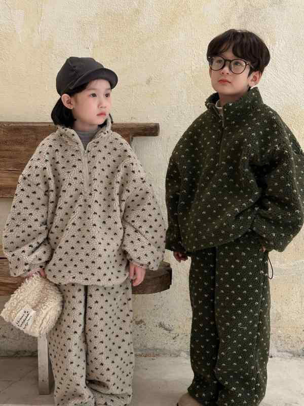 キッズセットアップ 男の子 女の子 韓国風 もこもこ フリース ジップアップ 上下セット ゆったり オー..