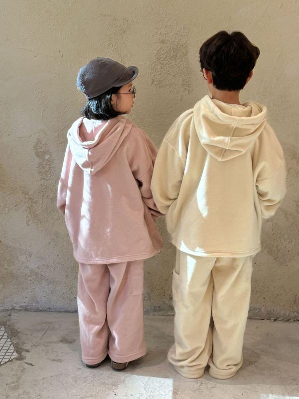 キッズ 男の子 女の子 男女兼用 上下セット パンツ 長袖 長ズボン 2点セット 韓国風 カジュアル 無地 ..