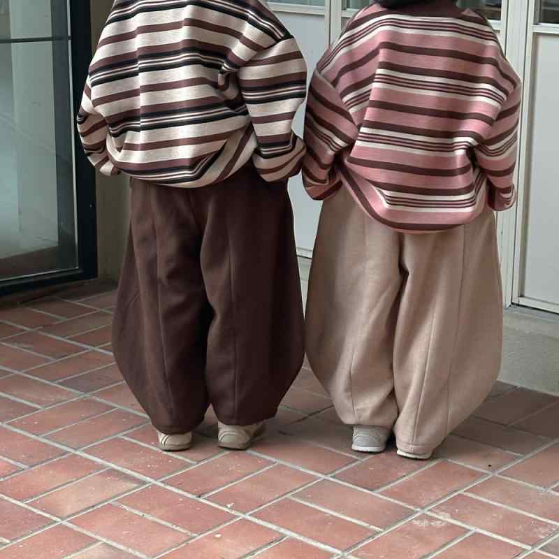 キッズ パンツ 男女兼用 子供 長ズボン 裏起毛 バルーンシルエット ワイドレッグ ゆったり 暖かい メルトン調 ウール混 コットン ポリエステル 無地 カジュアル 厚手 普段使い