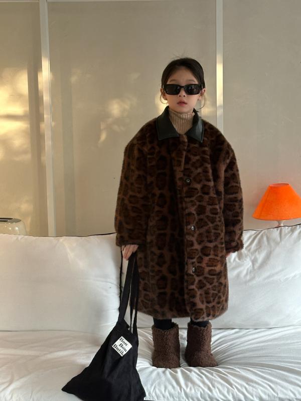 コート 女の子 キッズ ヒョウ柄 フェイクファー ボア ロング丈 厚手 あったか 防寒 アウター ジャケット 韓国風 暖かい カジュアル フードなし 襟付き レザータッチ 普段使い 通園