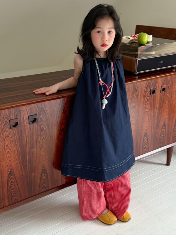 キッズワンピース 女の子 ノースリーブ タンクワンピース ジャンパースカート 韓国風 シンプル カジュ..