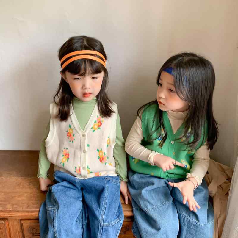 キッズベスト 女の子 韓国風 かわいい 花柄 フラワーモチーフ コットン ニット 薄手 綿 前開き ボタン ..