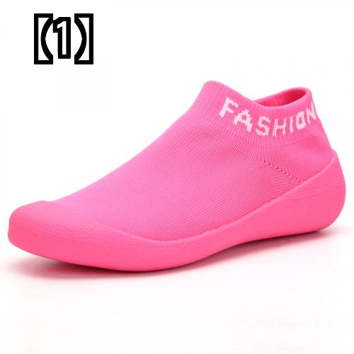 ビーチ シューズ ダイビング シュノーケリング シューズ 潜水 靴 スポーツ アウトドア 弾性 靴下靴 男女兼用 滑り止め 水泳 靴屋内 フィットネス トレッドミル ヨガ サイクリング