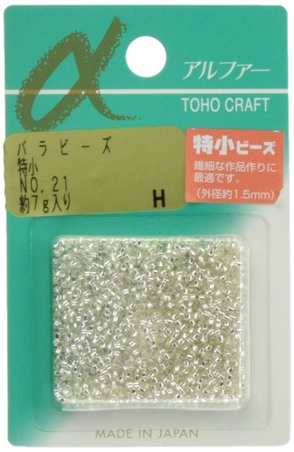サイズ:外径約1.5mm 色品番:No.21 容量:約7g (約1750粒) 素材:ガラス ガラス素材のため、強い衝撃により割れる恐れがあります。ビーズは、摩擦や酸化により色が落ちることがあります。お子様の手の届かない場所に保管ください。
