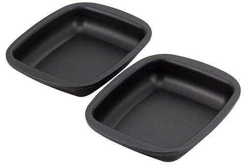 サイズ(約):幅15×奥行12.2×高さ2.8cm 素材・材質:スチール(フッ素樹脂加工) 生産国:日本 本体重量(詳細):65g(1個) 容量(約):300ml(1個)