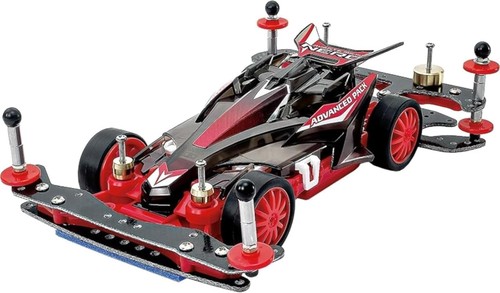 組み立てが必要なキット。別途、工具等が必要。 トルクとスピードのバランスがとれたライトダッシュモーターPROを搭載 コーナリング性能に優れる低摩擦プラローラーをはじめ、完走率を高めるマスダンパー、前後にFRPプレートなどを装備した実戦的な仕様 ボディはスモーク、シャーシはレッド×ホワイトカラー 電池種別:単三電池2本(電池は別売りのため別途ご購入ください)
