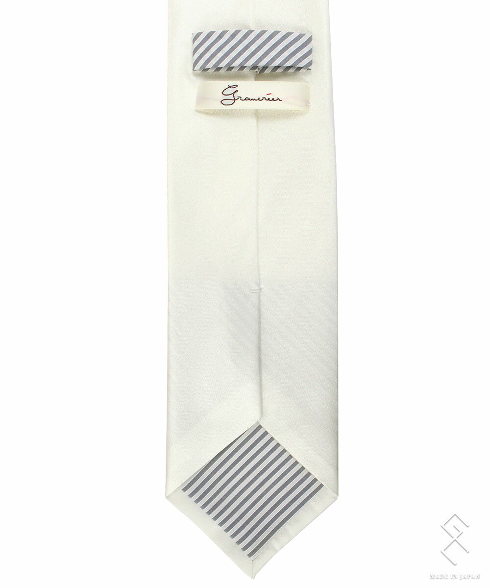 日本製 京都シルク無地ネクタイ＆挿すだけポケットチーフセット（3ピークス）結婚式 白 シルバー 台紙付き ワンタッチ オリジナルブランド [メール便送料無料]