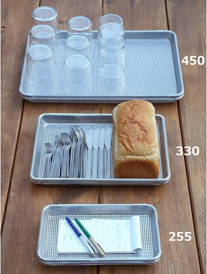 パーフォレイテッド 330 アルミニウム トレイ ダルトン DULTON バット キッチン 調理器具 食品 お盆 トレー トレイ 四角形 アルミ製 トレイ トレー 卓上 おしゃれ/おしゃれ かっこいい シンプル M-1035-330 grande-w-10035763 インテリア雑貨 グランデワイルド サンプル画像3