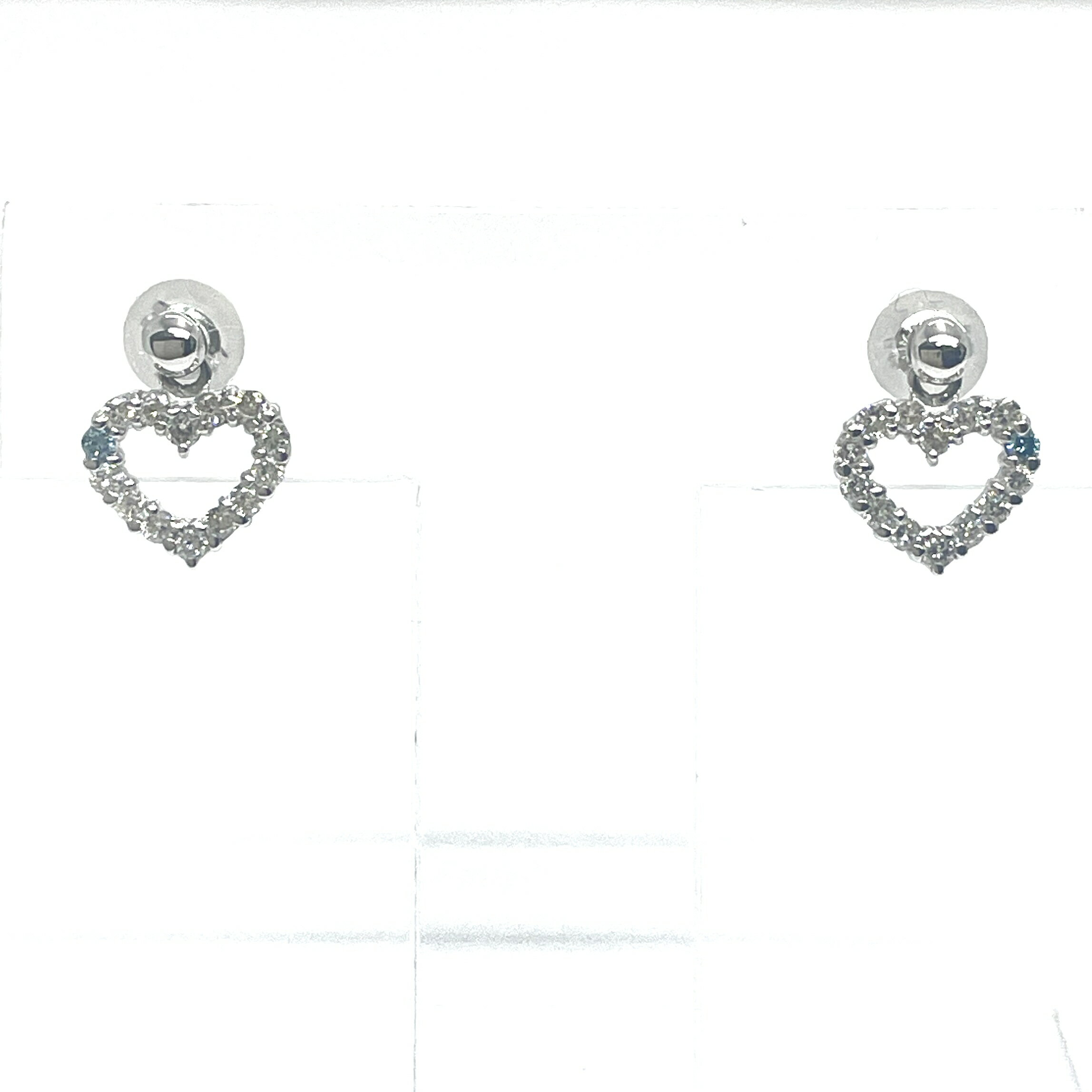 Rakuten - ダイヤピアス　K18WG　0.15ct /0.15ct 　【中古】　 ハート　ダイヤモンド　ブルーダイヤ　プレゼント