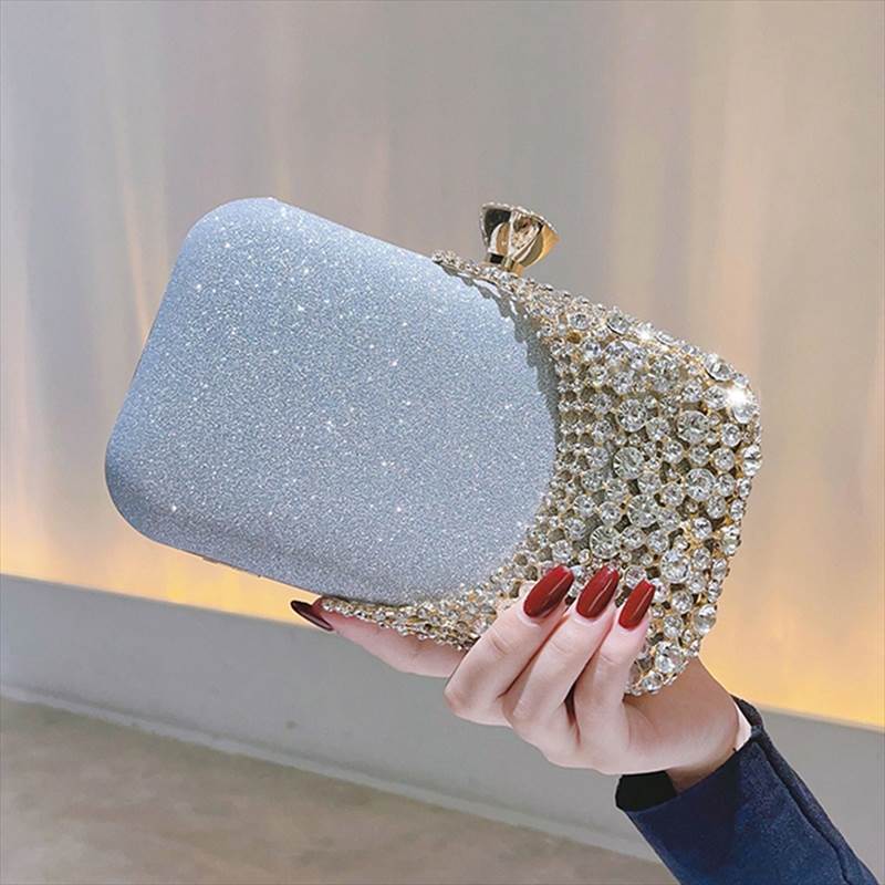 ムーン型クラッチバッグ ムーン型パーティバッグ バッグ レディースバッグ ミニバッグ パーティーバッグ クラッチバッグ コンパクト 使いやすい オシャレ きちんと感 可愛い キレイめ 上品 フェミニン 華やか ロイヤル 大人 シック 知的 オケージョン デート お出かけ(4)