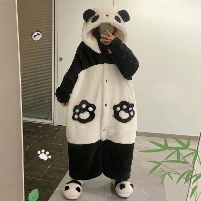 Other - レディース パジャマ 部屋着 着ぐるみ 寝巻き パンダ柄 長袖 フード もこもこ ふわふわ ふっくら ボタン 厚手 大人可愛い きれいめ おしゃれ かっこいい ラフ ガーリー クール ナチュラル 秋 冬 ペア 男女兼用 ユニセックス カップル お泊まり 旅行 休日 ホテル お揃い
