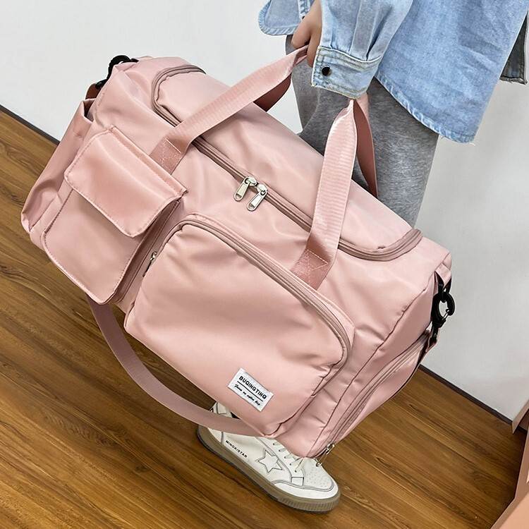 バッグ カバン レディース ボストンバッグ 大容量 多収納 多機能 四角 大人可愛い きれいめ お洒落 かっこいい ラフ ガーリー クール 無地 デート お出かけ アウトドア イベント リゾート 旅行 海 女子会 スポーツ 休日 韓国 モテ インスタ映え ユニセックス 春 夏 秋