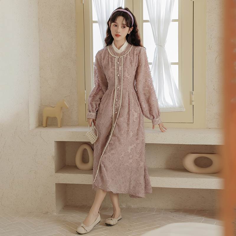 Rakuten - レディース ワンピース ロング 長袖 クルーネック ストレート Iライン スマート フェミニン ボタン かわいい 大人可愛い シンプル おしゃれ こなれ感 ガーリー 個性的 主役級 存在感 抜け感 ラブリー キュート 学生風 ベーシック ナチュラル 無地 春 秋 冬 二次会