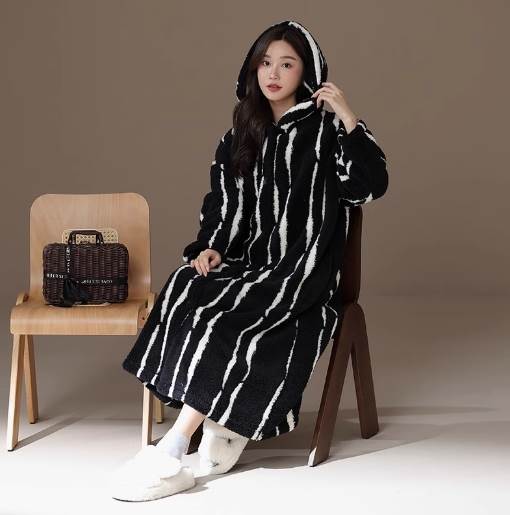 ガウン ルームウェア オーバーサイズ コーディネート フロントボタン ボア ボアフリース かわいい 大人可愛い きれいめ シンプル カジュアル 上品 おしゃれ ブラック M L XL 2XL