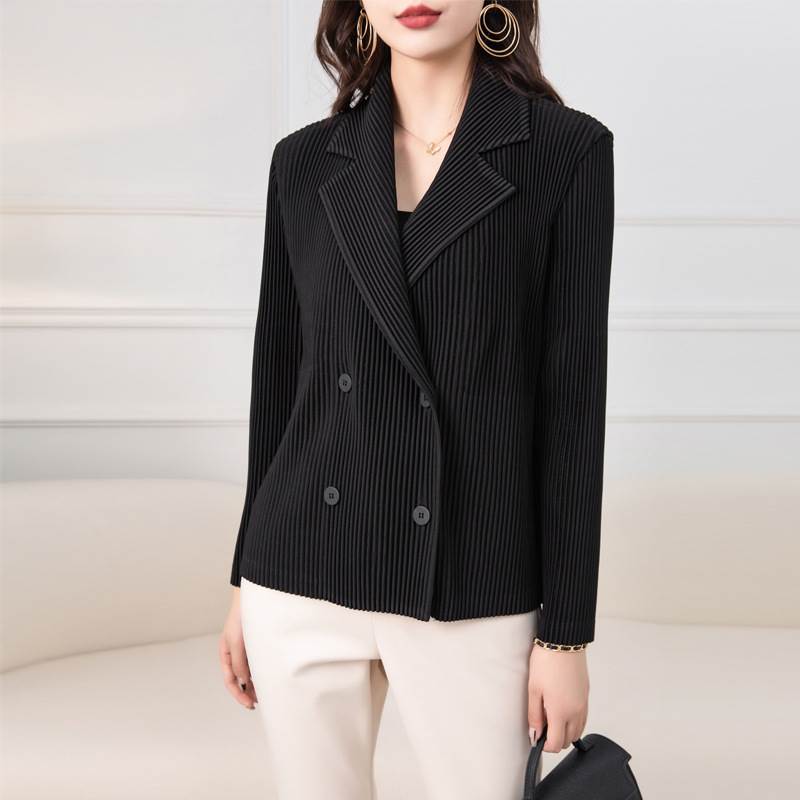 Rakuten - レディース ジャケット 羽織 ロング 長袖 Vネック 襟付き ストレート Iライン スマート ポケット 前開き ボタン 大人可愛い きれいめ シンプル おしゃれ こなれ感 個性的 主役級 存在感 抜け感 キュート 都会的 クラシカル ベーシック ナチュラル 無地 総柄 春 秋 冬