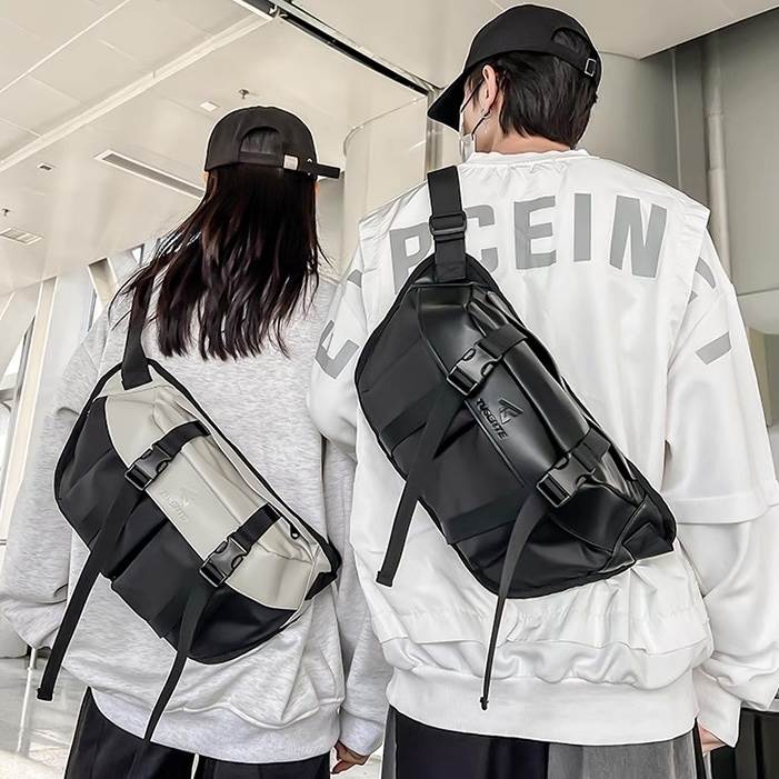 Rakuten - バッグ カバン ショルダー 斜めがけ 肩がけ ボディバッグ デイバッグ 大容量 多収納 多機能 便利 サイドポケット ナイロン きれいめ シンプル カジュアル お洒落 かっこいい レトロ こなれ感 ラフ ボーイッシュ スポーティー クール 抜け感 マニッシュ スタイリッシュ