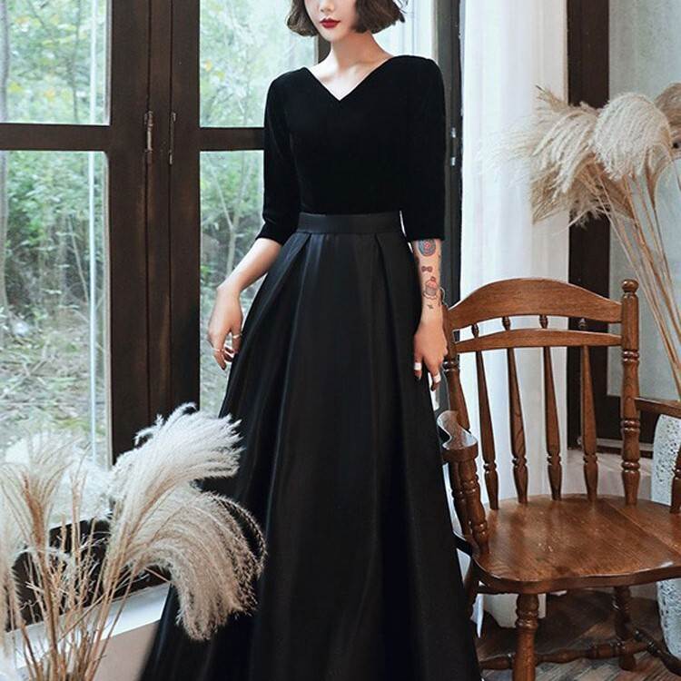 ドレス ワンピース ロング マキシ 5分袖 Vネック 襟なし バックV開き フィットアンドフレア タックフレア 切り替えデザイン 異素材切替え きれいめ シンプル 上品 おしゃれ かっこいい エレガント フォーマル クラシック シック 無地 パーティー イベント ホテル