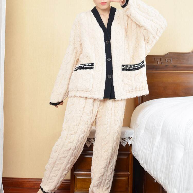 レディース 部屋着 着る毛布 寝巻き 前開き 長袖 Vネック ストレート もこもこ ふわふわ ポケット ハイ..