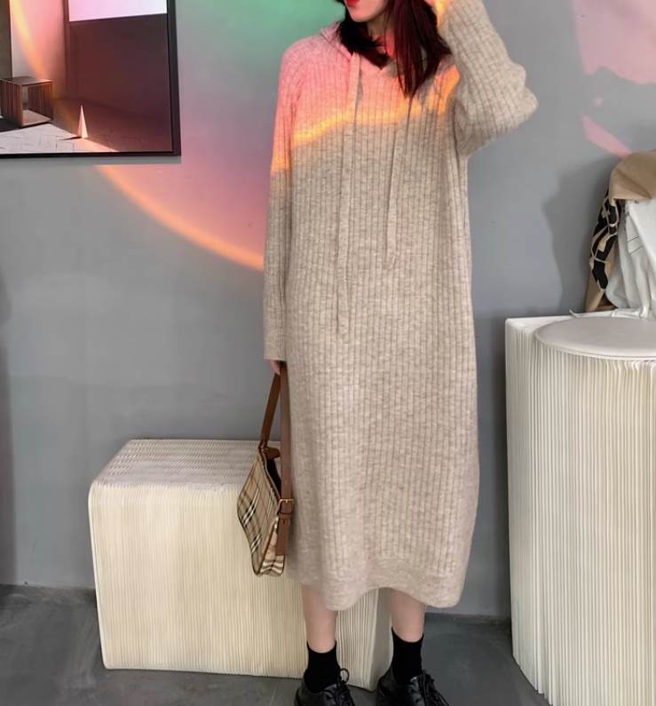 ニットワンピース ニットワンピ レディース ワンピース 膝下 ミモレ 長袖 フード ニット リブニット かわいい 大人可愛い カジュアル おしゃれ ラフ ガーリー 存在感 ベーシック カントリー ナチュラル 無地 春 秋 冬 ロングシーズン ママ マタニティ デート お出かけ(4.0)