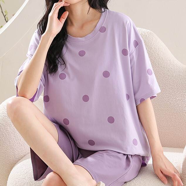 Rakuten - レディース トップス パンツ ルームウェア パジャマ プルオーバー 部屋着 寝巻き ミディアム ショートパンツ ショート 膝上 5分袖 ラウンドネック 襟なし ストレート ポケット ウエストゴム 伸縮性 胸パッド付き 薄手 かわいい 大人可愛い シンプル カジュアル 上品