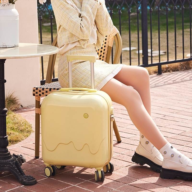 Rakuten - 小型キャリーケース コンパクトキャリーケース レディースバッグ トランク キャリーケース バック カバン 通勤バック ビジネスバッグ 旅行バッグ 旅行カバン ボストンバッグ 大容量 コンパクト 収納 多収納 多機能 機能性 便利 撥水 使いやすい スクエア型 四角