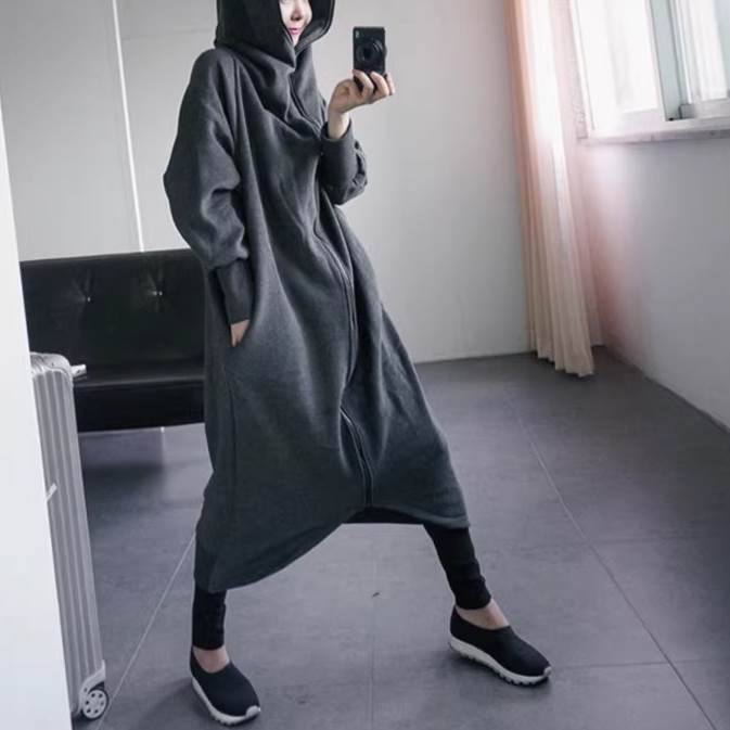 Rakuten - ロングパーカー レディース パーカー トレーナー 部屋着 アウター ミモレ ロング 長袖 フード ストレート Iライン 前開き かわいい 大人可愛い シンプル カジュアル かっこいい こなれ感 メンズライク スポーティー ルーズ 個性的 クール モード系 主役級 存在感 学生風