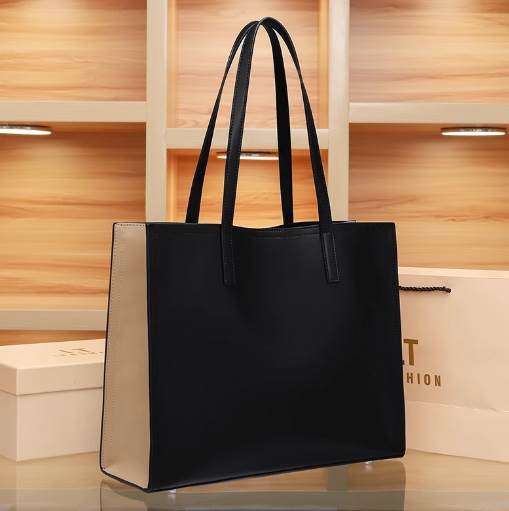 Rakuten - トートバッグ バッグ カバン レディース トート 大容量 多収納 便利 ポケット ファスナー レザー かわいい 大人可愛い きれいめ シンプル 上品 お洒落 かっこいい クール モード エレガント 存在感 フォーマル スタイリッシュ 無地 オフィス ビジネス OL 通勤 通学