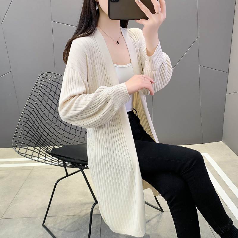 Rakuten - レディース トップス カーディガン ロング 長袖 Vネック 前開き 大人可愛い きれいめ おしゃれ かっこいい ラフ ガーリー クール ナチュラル 無地 秋 冬 通勤 デート お出かけ お泊まり イベント 旅行 レストラン 公園 女子会 休日 ホテル ショッピング コンサート