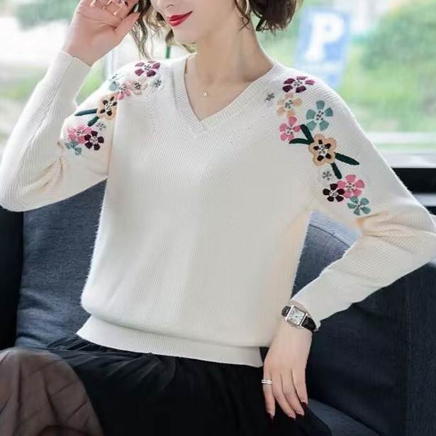 Rakuten - レディース トップス セーター 長袖 Vネック 大人可愛い きれいめ おしゃれ かっこいい ラフ ガーリー クール ナチュラル 花柄 秋 冬 通勤 デート お出かけ お泊まり イベント 旅行 レストラン 公園 女子会 休日 ホテル ショッピング コンサート ライブ カフェ 韓国