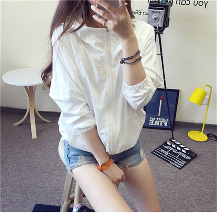 ジャケット 上着 アクティブ アウトドア フード付き レディース トップス 長袖 スリム ジッパー ファスナー ポケット 前開き かわいい 大人可愛い シンプル カジュアル おしゃれ ラフ メンズライク マニッシュ ボーイッシュ スポーティー ルーズ 個性的 クール キュート