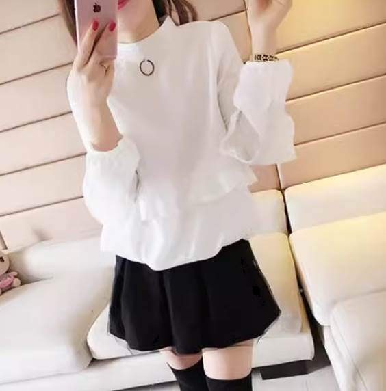 Rakuten - レディース トップス シャツ カットソー フレア 長袖 ハイネック フェミニン かわいい 大人可愛い 上品 おしゃれ ガーリー 存在感 ラブリー キュート ベーシック ロマンティック ナチュラル 無地 春 秋 学生 デート お出かけ 旅行 公園 女子会 休日 ショッピング