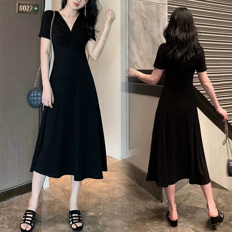 Rakuten - ワンピース ロングワンピース 半袖 Vネック 胸元 ロング丈 ウエストマーク セミフレア かわいい 大人可愛い きれいめ シンプル 上品 おしゃれ かっこいい レトロ ラフ ルーズ こなれ感 個性的 主役級 存在感 抜け感 無地 春 夏 キュート ガーリー ナチュラル エレガント