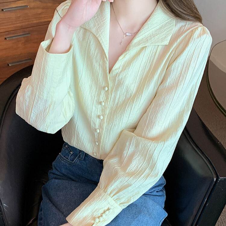 樂天商城 - レディース トップス シャツ 長袖 襟付き スリム ボタン 大人可愛い きれいめ おしゃれ かっこいい レトロ ラフ ガーリー クール 都会的 ナチュラル 無地 春 秋 通勤 デート お出かけ お泊まり イベント 旅行 レストラン 公園 女子会 休日 ホテル ショッピング