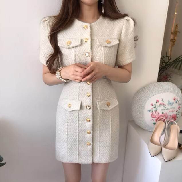 Rakuten - レディース ワンピース 前開き タイトスカート ミニ 膝上 半袖 ラウンドネック ストレート Iライン フェミニン ツイード ボタン 中厚手 かわいい 大人可愛い きれいめ 上品 おしゃれ かっこいい エキゾチック こなれ感 ガーリー クール エレガント 主役級 存在感