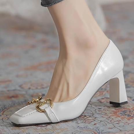 Rakuten - レディース パンプス ヒールシューズ 5cm 太ヒール ミドルヒール ベルト バックル 美脚 脚長 フェイクレザー かわいい 大人可愛い きれいめ シンプル おしゃれ エレガント 抜け感 クラシック フェミニン スタイリッシュ 無地 オフィス ビジネス OL 通勤 デート お出かけ