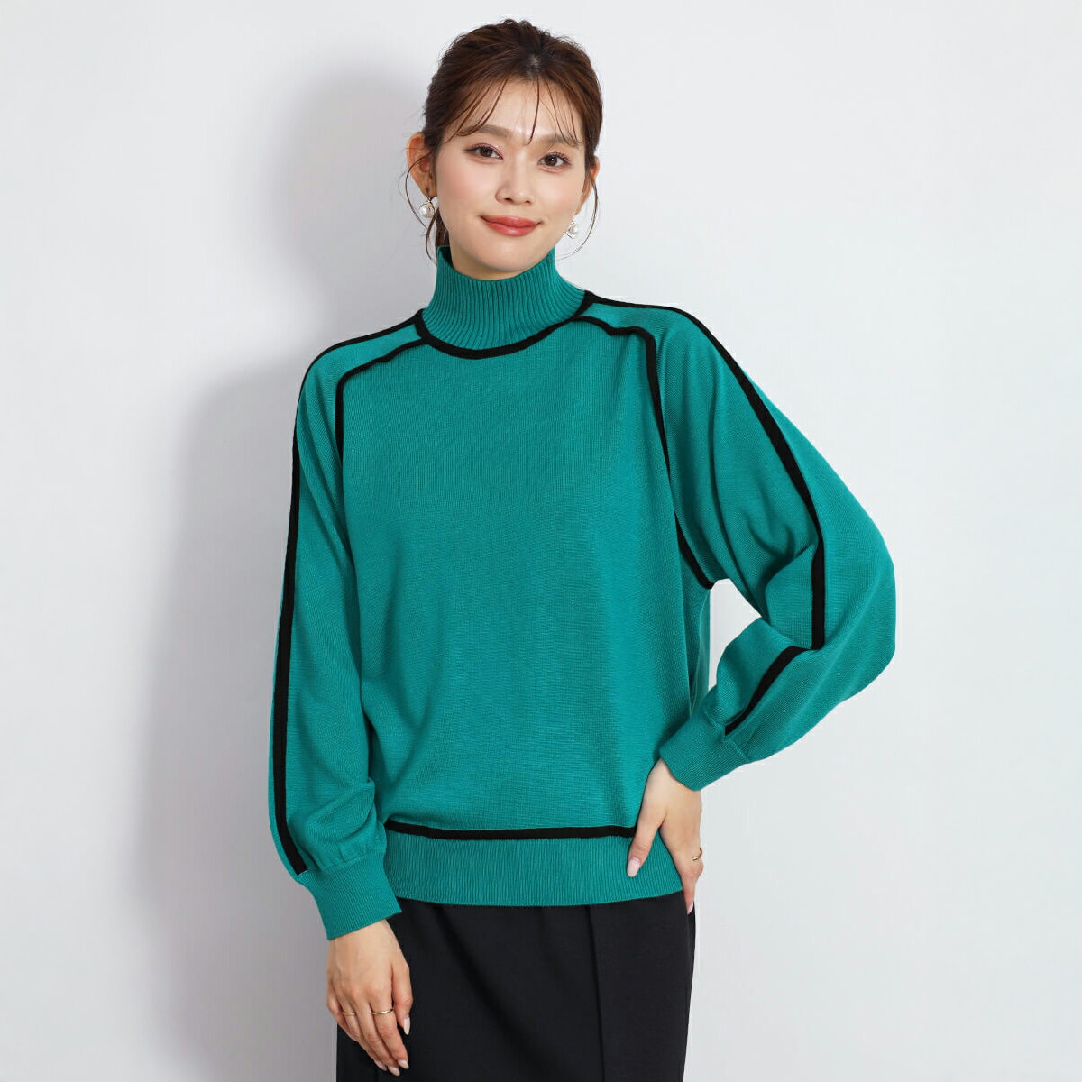 【FENNEL フェンネル 】 配色ラインニットプルオーバー トップス ニット プルオーバー 配色ラインハイネックニット ハイネック シンプル アクセント ウール混素材 ウール 伸縮性 抜け感 オフィス レディース 大人 フェミニン キレイめ レディライク 着回し力抜群