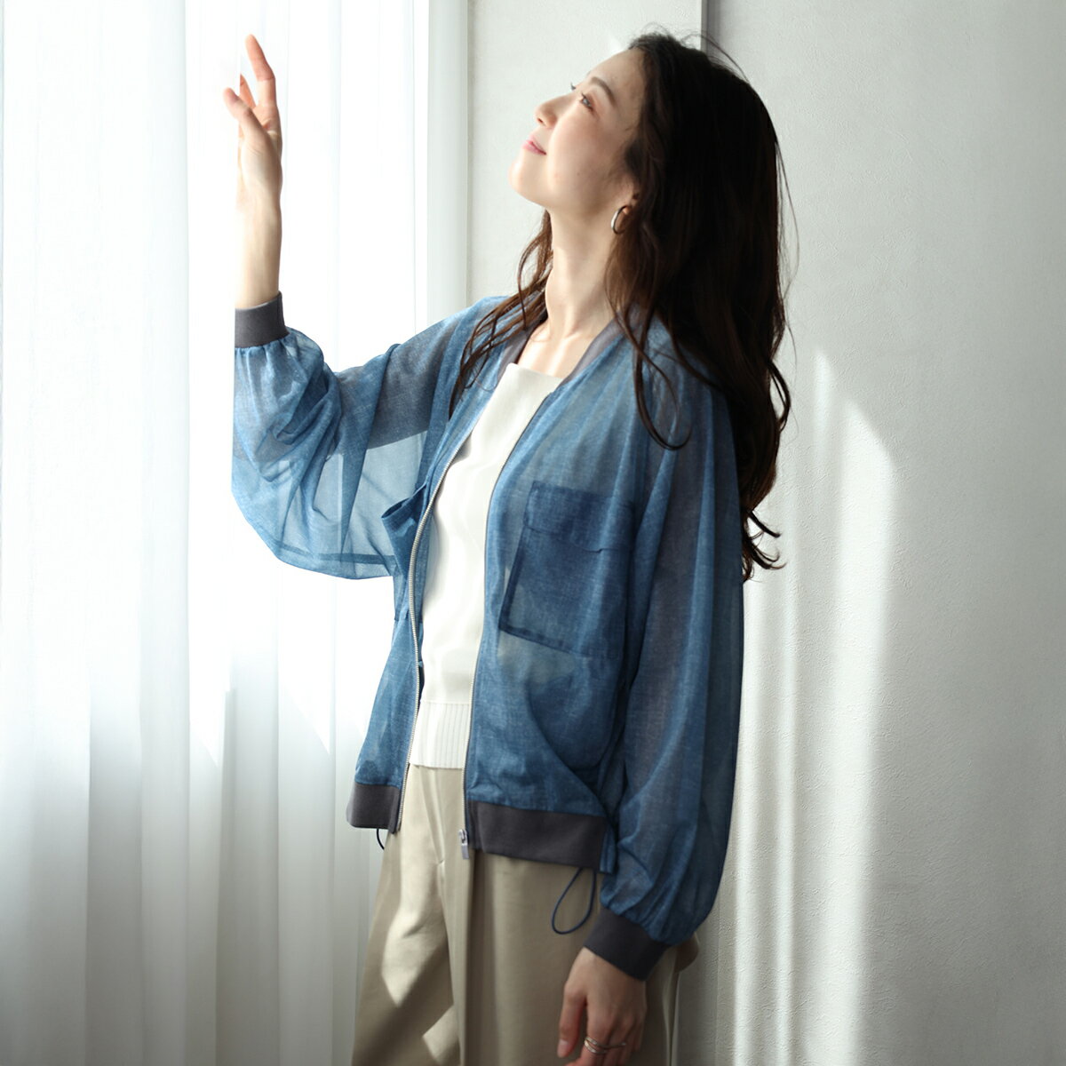 【Vin ヴァン】 シアーデニムブルゾン 軽量 アウター ブルゾン ライトアウター シアー デニムブルゾン 羽織り 透け感 レディース カジュアル フェミニン キレイめ デイリー ウォッシャブル 春服 インディゴ