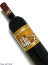 Ch&acirc;teau Ducru Beaucaillou 赤ワイン　750ml [AOC］サンジュリアン　第2級 [評　価］96+点 Deep purple-black in color, the 2017 Ducru-Beaucaillou slowly unfurls to reveal beautifully fragrant notes of warm kirsch, wild blueberries, fresh red and black currants and violets with wafts of underbrush and Earl Grey tea. Medium-bodied, the palate has great freshness and elegance, with very well-played, plush tannins and bags of perfumed fruit, finishing on a lingering spicy note. The wine was aged for 18 months in 100% new French oak barrels. The blend is 90% Cabernet Sauvignon and 10% Merlot. March 2020 Week 3, The Wine Advocate(17th Mar 2020)■Ducru Beaucaillou 　ボルドー サンジュリアンの第2級シャトー！ 『デュクリュボーカイユはボルドーの二級では最も価格の高いものの 　1つである。その高価格は、このワインに対する国際的な需要の高 　さと、一貫した高品質を反映したものである。』 　美術出版社 『BORDEAUX ボルドー 第4版』&nbsp;