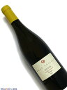 Bass Phillip Estate Chardonnay 白ワイン　750ml [産　地］オーストラリア　ヴィクトリア州■Bass Phillip 「南半球のDRC」と賞賛されるオーストラリア産ピノ ノワールの頂点 当主のフィリップ ジョーンズ氏は、ブルゴーニュの神様と呼ばれる男「アンリ ジャイエ」の素晴らしいワインに魅了されたことをきっかけに、1979年にオーストラリアの南東ギップスランドで高品質なピノ ノワールとシャルドネの生産を開始しました。 ブルゴーニュに習い1ヘクタールあたり9,000本という高密度で植えており、樹齢が40年近く高まった今では僅か16-22hl/haという低収量まで抑えています。 醸造においては極力シンプルに、人的関与を避けて自然の摂理に沿った製法にて大地のエネルギーをボトルに封じ込めています。 淡めな色調からは想像できない位香り高く、凝縮した風味と、まるでヴェルヴェットの様な質感を持っており、評論家からは「南半球のDRC（ドメーヌ ド ラ ロマネ コンティ）」と最大限の賛辞を呈しています。また、その少ない生産量からカルト的な人気を有するワイナリーです。 ジョーンズ氏が高齢なことや後継者がいないことなどから、かねてから交流のあったブルゴーニュのトップ ドメーヌの当主ジャン マリー フーリエが2020年からチーフワインメーカーに就任！ 畑の管理からワイン醸造のプロセスに至るまでの指揮をとっています。ブルゴーニュの神様アンリ ジャイエに影響を受けた2人が、南半球No.1ピノ ノワールをさらなる高みへと引き上げます。