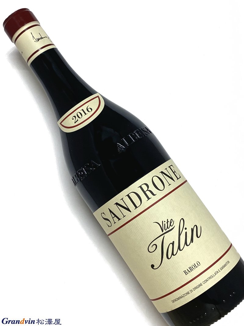 Luciano Sandrone Barolo Vite Talin 赤ワイン　750ml [DOCG］バローロ [品　種］ネッビオーロ [評　価］98点 This is a wine I have jealously followed since its birth. The Luciano Sandrone 2016 Barolo Vite Talin is another superstar. This is a complete wine, with depth, intensity and a fully generous and embracing personality. It's like a warm hug. The tannins are tight and the wine needs more time to fully soften. At this young point in its life, it offers plenty of dark primary fruit, spice and black licorice. June 2022 Week 3, The Wine Advocate(24th Jun 2022 ) 誕生以来、私が嫉妬深く追い求めてきたワインです。ルチアーノ・サンドローネ 2016 バローロ・ヴィテ・タリンもスーパースターです。これは完全なワインで、深み、力強さ、完全に寛大で包み込むような個性を備えています。温かい抱擁のようなものです。タンニンはしっかりとしており、ワインが完全に柔らかくなるにはさらに時間が必要です。人生のこの若い時点で、濃い色の初生果実、スパイス、黒甘草がたっぷりと感じられます。（直訳） [輸入元コメント］ 醸造：100％除梗し、50hlの直立型木製樽にて天然酵母による発酵。500Lのフレンチオーク(新樽50％以上)でマロラクティック発酵後2年熟成。澱引きし大樽で1年熟成後、瓶詰し更に3年熟成。欠点のないガーネットレッド。花や果実、スパイスのアロマが複雑に重なります。しっかりとしたタンニンとストラクチャーで長期熟成を約束されたワインです。■Luciano Sandrone ルチアーノ サンドローネ ルチアーノ・サンドローネの歴史は大手ネゴシアンで長くセラーの仕事に従事した後 突如バローロの中心にあるカンヌビの畑を買う幸運に恵まれたことによります。 最初の収穫は1978年。 その後少しずつ畑を買い増し、造り続けていくうちに周囲の認知度も上がっていきました。 ブルゴーニュ訪問中「畑」という概念の重要性に気付き、バローロにもそれを持ち込み、 1985年より「クリュ・バローロ」としてリリースを開始しました。 異なる畑のワインをブレンドさせて作るというスタイルから、伝統的なバローロと言える 「Le Vigne レ・ヴィーニェ」と、1985年から2012年まで「Cannubi Boschis カンヌビ・ボスキス」 の名称でリリースされていましたが、2013年より「Aleste アレステ」の名称に変更され リリースされた計2つのバローロがあります。