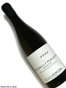 Domaine Antoine Jobard Meursault 1er Cru Poruzots 白ワイン　750ml [AOP］ムルソー　1級畑 [評　価］93点 The 2020 Meursault 1er Cru Poruzots exhibits aromas of pear, crisp green apple, freshly baked bread and iodine. Medium to full-bodied, satiny and seamless, it's a layered, elegant, precise wine that concludes with a bright, mouthwatering finish. The Wine Advocate (Feb 01, 2023) 洋梨、さわやかな青リンゴ、焼きたてのパン、ヨードの香りを示します。ミディアムからフルボディ、サテンのような滑らかな味わいで、層状でエレガントで緻密なワインで、明るく食欲をそそるフィニッシュで終わります。（直訳） [輸入元のコメント］ ポリュゾはジュヌヴリエールの北に隣接する1級畑で、ミネラルよりもリッチさに勝る。洋梨、グレープフルーツ、アカシアの蜂蜜。凝縮感があり、ボリュームも大きい。芳醇な果実味に柔らかな酸味。若いうちから楽しめるが、長期熟成も可能。ミネラルが一筋背骨のように支え、緊張感を伴うエレガント系ムルソー 比較的ぽっちゃりと若いうちから楽しめるものが多いムルソーにあって、ミネラルがビシッと一筋、背骨のように支えるフランソワ・ジョバールのワイン。 息子アントワーヌの時代に入り、長期熟成という父のポリシーを尊重しつつ果実味を充実させ、瓶詰めからほどなくしても味わいやすいタイプへと進化している。 父から子への移譲は進み、ラベル上のドメーヌ名は2002年にフランソワ・エ・アントワンヌ・ジョバール、そして2007年以降はアントワンヌ・ジョバールへと変わった。 ドメーヌは全部で6haのブドウ畑を所有し、すべての畑にシャルドネが植わる。 以前はブルゴーニュ・ルージュとブラニー1級ラ・ピエス・スー・ル・ボワを造っていたが、前者は2003年、後者は2007年に植え替えた。 ラインナップは村名ムルソーが2クリマ（アン・ラ・バール、ティエ）、ムルソー1級が4クリマ（ブラニー、ポリュゾ、シャルム、ジュヌヴリエール）、それに村名ピュリニー・モンラッシェ・トレザンだ。 認証は得ていないものの、畑は事実上のビオロジックであり、除草剤や殺虫剤など化学合成された物質は一切使用していない。 収穫したブドウは圧搾後、3〜4時間のデブルバージュ。これによって不純な雑味を取り除きつつ、上質の澱を混ぜたワイン醸造が可能となる。父フランソワの時代には、デブルバージュを一切していなかったという。 そして小樽発酵。新樽率はフランソワの10%からわずかに増え15％となっている。 控えめにバトナージュを行い、樽熟期間は18ヶ月。年によっては2年近く寝かせる場合もある。 開くのに何年もかかったフランソワ時代と比べればはるかに寛容になったとはいえ、アントワンヌ・ジョバールのムルソーはミネラルを基調とした緊張感をつねに伴う。 白ワインにエレガンスを求める通人にこそおすすめしたい造り手だ。