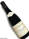 Domaine Robert Chevillon Nuits Saint Georges 1er Cru Les Vaucrains 赤ワイン　750ml [AOC］ニュイサンジョルジュ　1級畑 [評　価］93-95点 Aromas of cassis, woodsmoke, wild berries, loamy soil, orange rind and spices introduce the 2020 Nuits-Saint-Georges 1er Cru Les Vaucrains, a full-bodied, layered and velvety wine that's deep, concentrated and elegantly muscular, with lively acids and rich, powdery structuring tannins. As usual, it's built for the long haul. The Wine Advocate (Jan 21, 2022) カシス、木の煙、野生のベリー、ローム質の土壌、オレンジの皮、スパイスの香りが、2020 年ニュイ サン ジョルジュ プルミエ クリュ レ ヴォークランをもたらします。フルボディで層状でビロードのようなワインで、深みがあり、凝縮していてエレガントに筋肉質で、生き生きとした酸と、 豊かでパウダリーな構造のタンニン。 いつものように、長距離用に作られています。（直訳） [輸入元コメント］ ニュイ・サン・ジョルジュの南側にある畑。若いうちは夏の果物やブラックベリーのアロマが広がり、熟成が進むと植物や動物のニュアンスを帯びるようになる。ストラクチャと活気のある果実味が豊富な味わい。ドメーヌ・ロベール・シュヴィヨン、ニュイ・サン・ジョルジュ Domaine Robert Chevillon (Nuits-Saint-Georges) 古木がワインに緻密さを与えるニュイ・サン・ジョルジュのスペシャリスト ニュイ・サン・ジョルジュのお手本とも呼ぶべきドメーヌが、このロベール・シュヴィヨン。 レ・サン・ジョルジュ、ヴォークラン、レ・カイユ、ロンシエール、ペリエール、プリュリエ、シェニョ、ブースロと、ニュイの南側と北側のそれぞれに素晴らしい1級クリマを有している。 ロベールが父モーリスの下で働き始めた頃、ドメーヌの規模はわずか3haに過ぎず、それが今では13haまで広がった。 樹齢はいずれも高く、平均して50&#12316;75年。ヴォークランには樹齢100年にもなる古木が植わる。 この高い樹齢が自然に収量を抑え、ブドウの凝縮度に貢献しているのだ。 2000年に引退したロベールに代わって、今日、会社組織となったドメーヌの運営はふたりの息子、ドゥニとベルトランに任せられている。 ドゥニがおもに栽培、ベルトランがおもに醸造を担当。ふたりとも寡黙な栽培農家といった風貌で、仕事に対するひた向きさがうかがえる。 レ・サン・ジョルジュに加え、1892年にニュイの新しい村名を決める際、ニュイに組み合わせるクリマ名として、レ・サン・ジョルジュと最後まで争ったヴォークラン（つまりニュイ・ヴォークランが村名になる可能性もあった）と、レ・サン・ジョルジュの北に隣接するレ・カイユを合わせて、ベルトランはニュイの3大テノールという。 どれもコート・ド・ニュイきっての重低音が効いたクリマだが、この3つの中ではレ・カイユが一番柔らかみがあり、ヴォークランがもっとも骨太。レ・サン・ジョルジュはその中間的な存在だ。 こうした違いも、ロベール・シュヴィヨンのワインを並べて試飲すると一目瞭然に理解が可能となる。 栽培法はリュット・レゾネ。選果は畑で行い、100%除梗。10&#12316;15度の温度で1週間低温マセレーションのうえステンレスタンクでアルコール発酵。トータルで3週間&#12316;1ヶ月の長いキュヴェゾンをとる。 1級畑のワインはおおむね30%の新樽を用い18ヶ月間の熟成。マロラクティック発酵終了後と瓶詰め直前の2回澱引き。清澄なし、無ろ過で瓶詰めだ。 ドメーヌの隠し球に村名ニュイ・サン・ジョルジュの白ワインがある。 アンリ・グージュの畑で発見された、ピノ・ノワールの突然変異からなる白ブドウ、通称、ピノ・グージュから造られ、いかにもニュイの白らしい、リッチなテイストが持ち味である。 ロベール・シュヴィヨンの赤ワインはいずれもその高い樹齢がもたらす濃密感や緻密さが特徴で、長期熟成のポテンシャルが高い。 特級をもたないニュイのスペシャリストのため、これまではさほど顧みられることはなかったが、ここ数年の間に人気は鰻上りとなっている。カルト的な存在になる日も近そうだ。