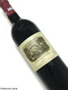 Château Lafite Rothschild 赤ワイン　750ml [AOC］ポイヤック　第1級 [評　価］94点 A brilliant offering and a candidate for wine of the vintage, this is classic Lafite that reminded me somewhat of the 1976, although the vintage conditions were completely different. This is a medium-weight, quintessentially elegant style of Lafite with notes of lead pencil shavings/graphite along with black currants, plums, and crushed rocks/mineral. Wonderfully pure, dense, with a deep ruby/purple color and loads of fruit, definition, and a long finish, this is a brilliant, elegant Lafite Rothschild that builds incrementally in the mouth and has more power and density than it initially seems. Anticipated maturity: 2008-2025. Wine Advocate #158 Apr 2005畑面積　約100ha　年間生産量　約20万本 1級シャトーの筆頭としてボルドーで最も有名な葡萄園 ボルドーで最も有名なブドウ園でありワインである ラフィット＝ロートシルトの名は、優雅な雰囲気を漂わす 小振りでシンプルなラベルとともに、富、格式、歴史、敬意、 そして際立って長い熟成期間を思い起こさせる。 講談社 『BORDEAUX ボルドー 第3版』